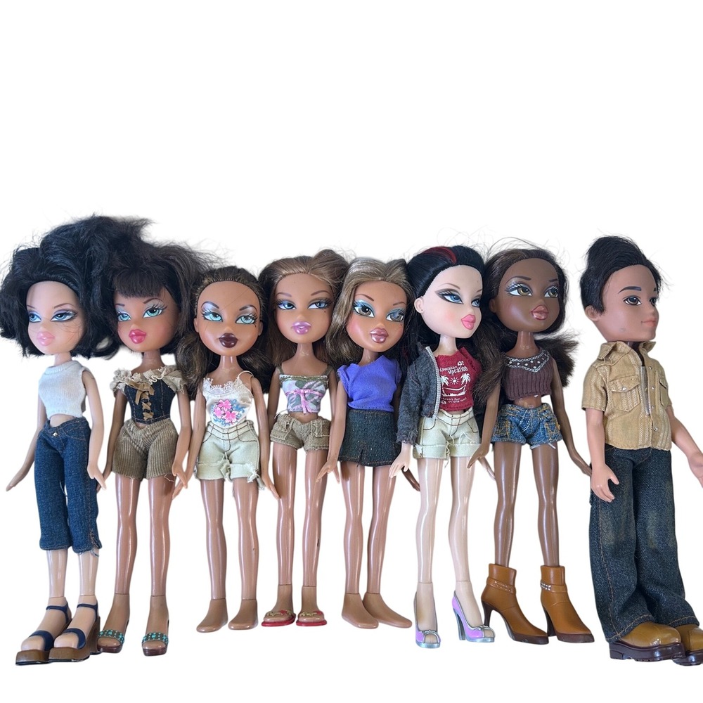 Bratz Doll Lot of 8 MGA Entertainment Jade Yasmin Cloe Sasha Boy Doll Y2K